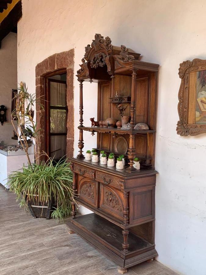 ホテル Hacienda Tzintzimeo モレリア エクステリア 写真